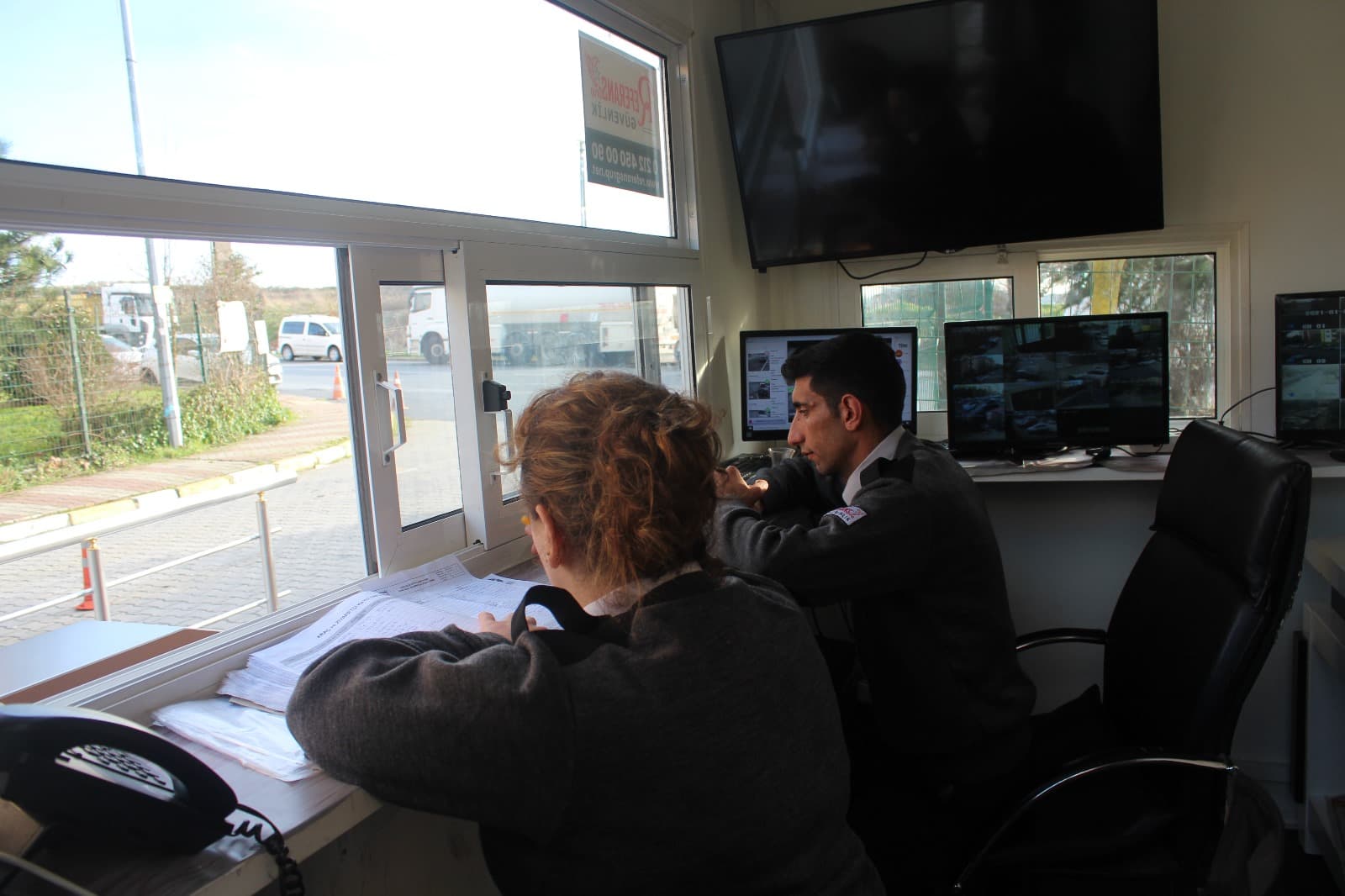 Profesyonel Güvenlik Ekibi